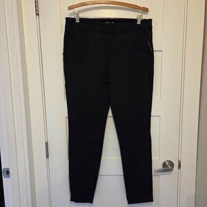 Women's Old Navy High-Waisted Never Fade Pixie Skinny Pants - Size 12 - NEW!